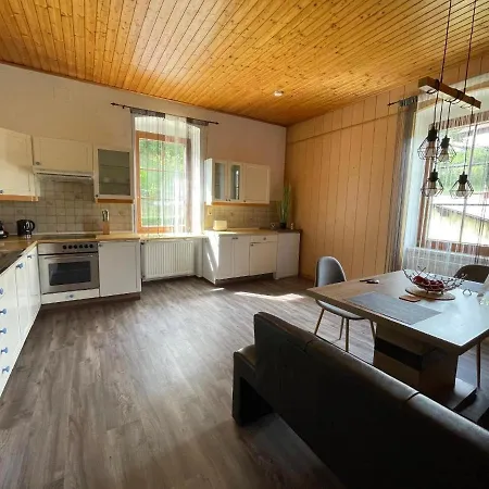 Ganzstein Apartman *